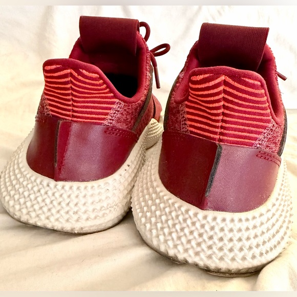 👑✅PRICE FIRM✅ Women’s Adidas Burgundy Red Posphere Sneakers - Picture 8 of 17